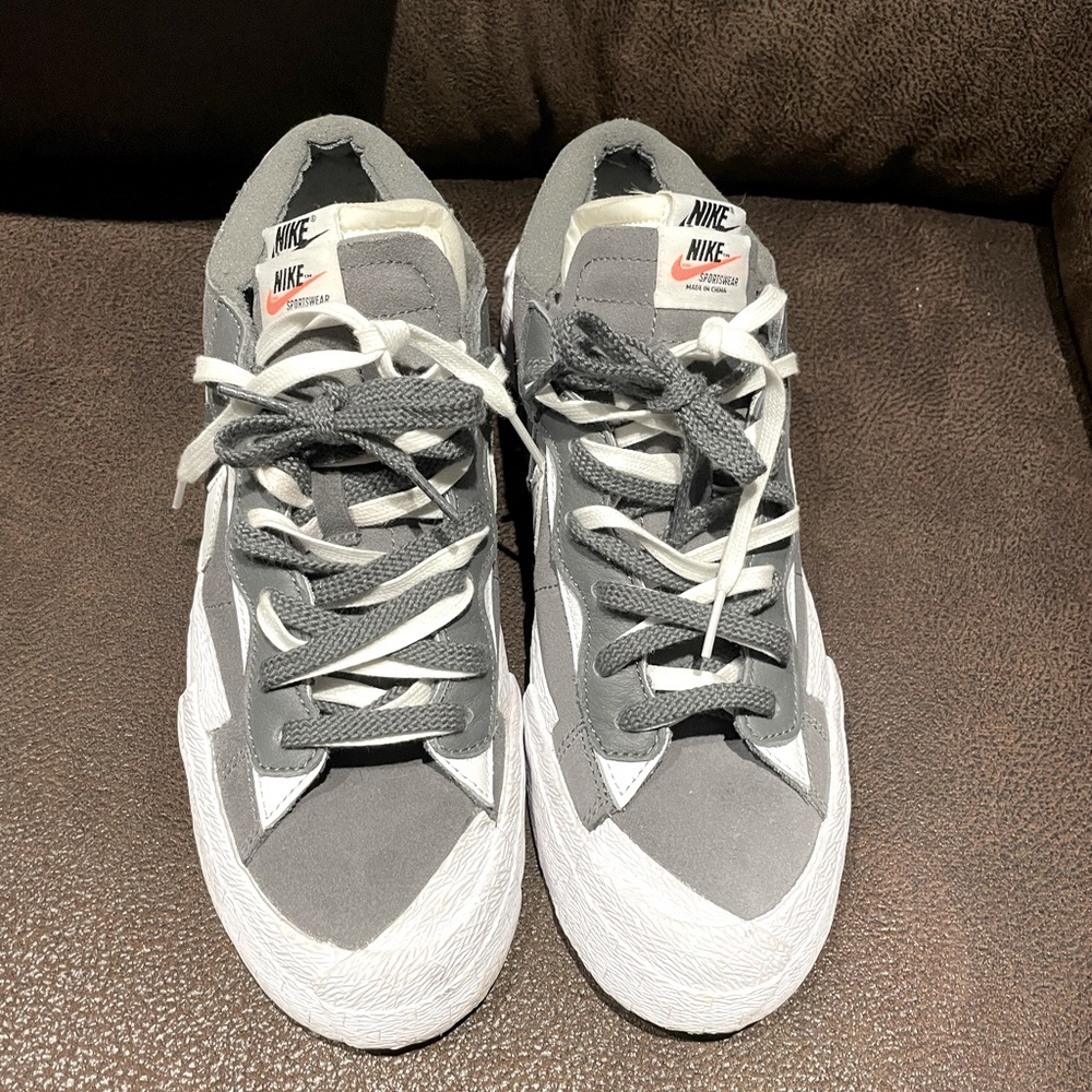 Brand new (worn 3-4 times) unisex Nike Blazer Lows